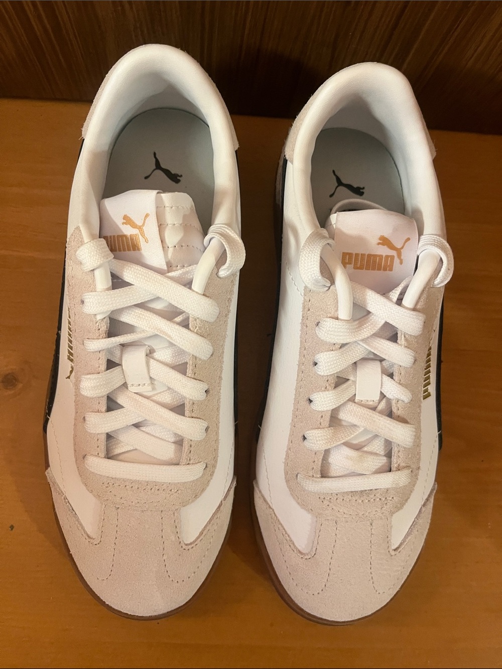 Puma Sneakers